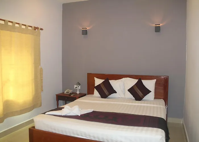 New Riverside Hotel