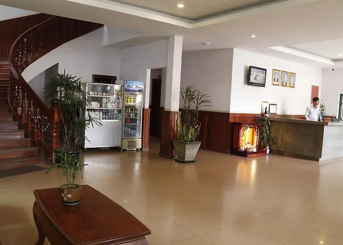 New Riverside Hotel 2*